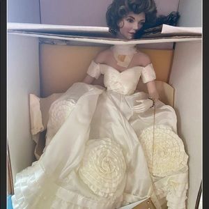 Jacqueline Kennedy Franklin Bride Doll